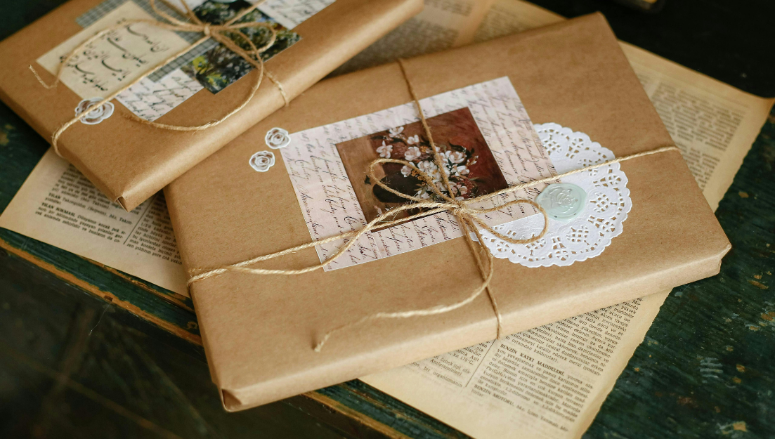 Deck the Halls, Not the Landfill: Simple Tips for a Joyful, Low-Waste